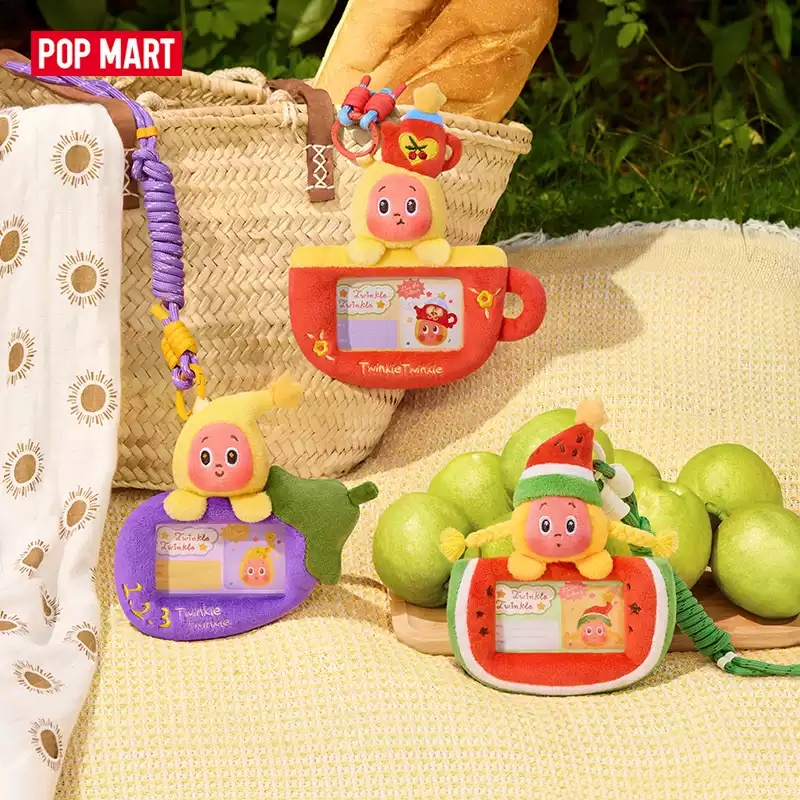POP MART「きらきら、輝きを放て」シリーズ、カードホル - Action Figure Stand のレビューと価格
